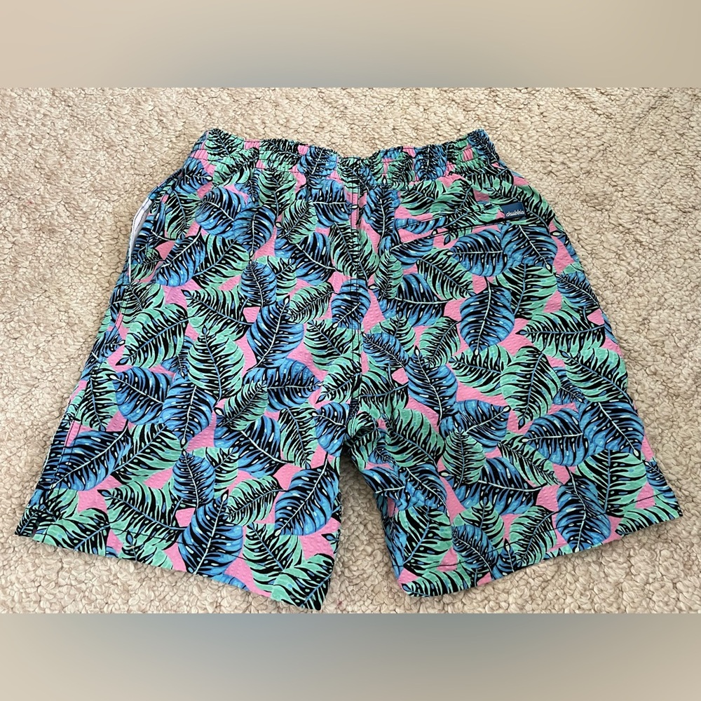 Chubbies Mens 7” trunks Palm swim shorts Small